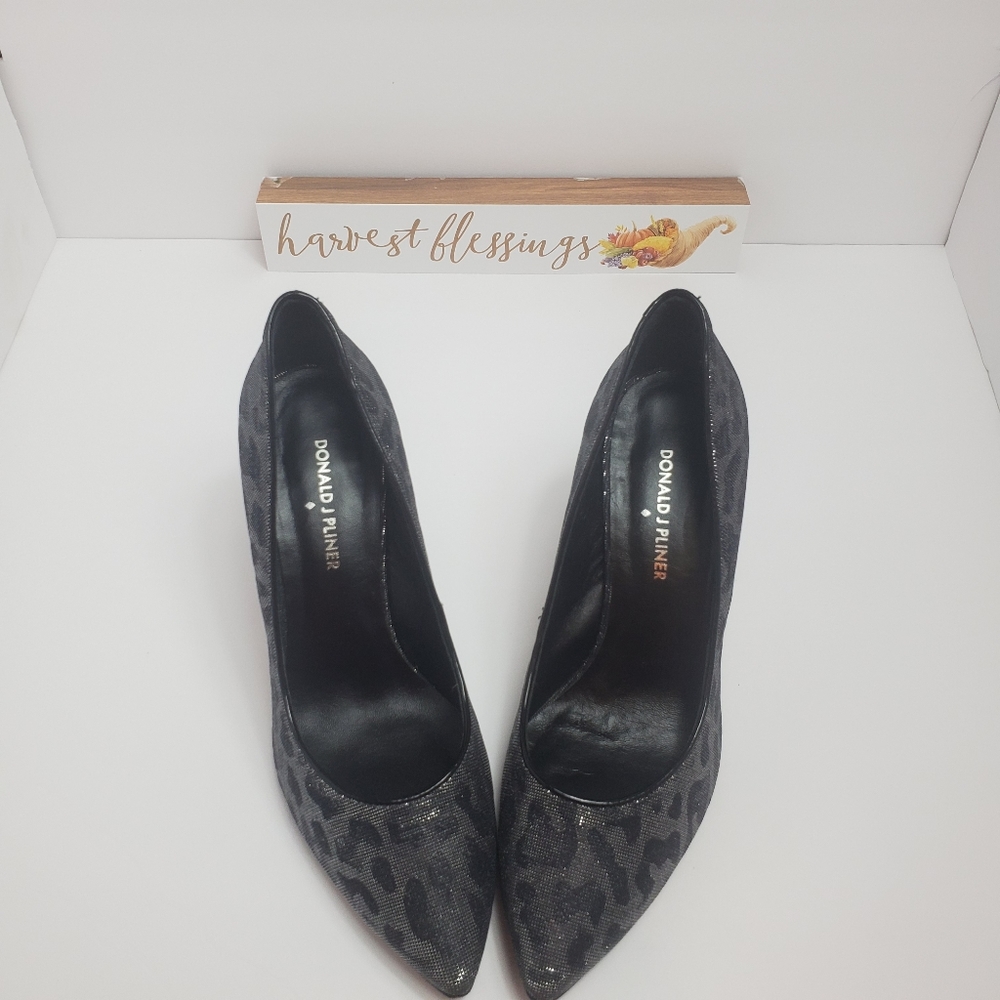 Donald J Pliner Heels size 9